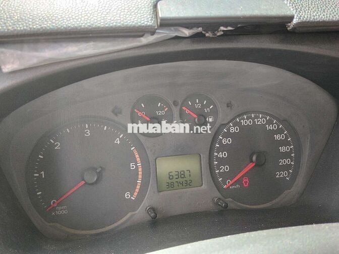 Ford Transit Luxury 6 chỗ 387.000 km