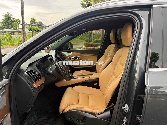 Volvo XC-90 T6 AWD Inscription 2018 Xám