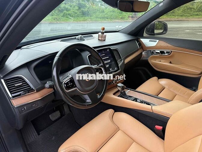 Volvo XC-90 T6 AWD Inscription 2018 Xám