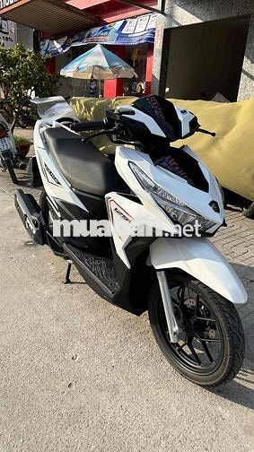 Honda Click Thái 125 2015 Trắng đen ( hỗ trợ góp )