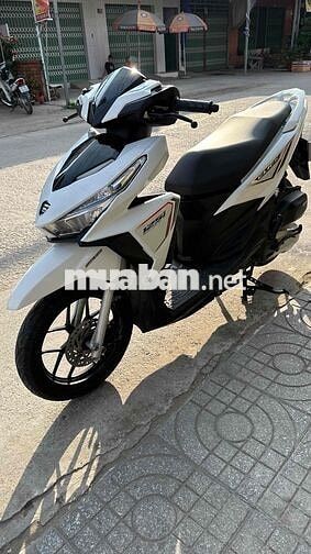 Honda Click Thái 125 2015 Trắng đen ( hỗ trợ góp )