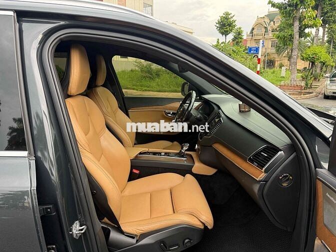Volvo XC-90 T6 AWD Inscription 2018 Xám