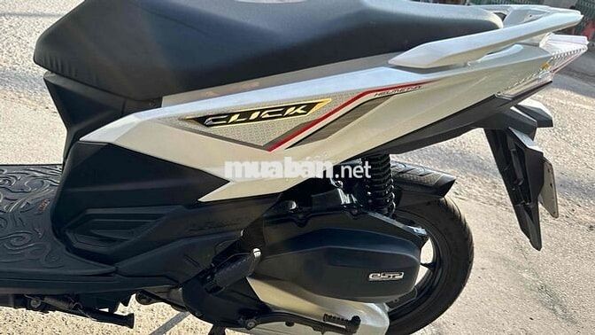 Honda Click Thái 125 2015 Trắng đen ( hỗ trợ góp )