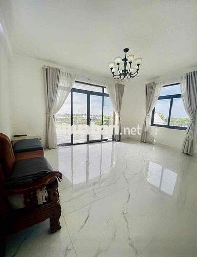 🌻CHO THUÊ NHÀ TRỆT 3 LẦU CÓ NỘI THẤT GÓC 02 MẶT TIỀN KDC HỒNG LOAN