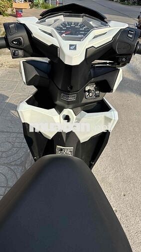 Honda Click Thái 125 2015 Trắng đen ( hỗ trợ góp )
