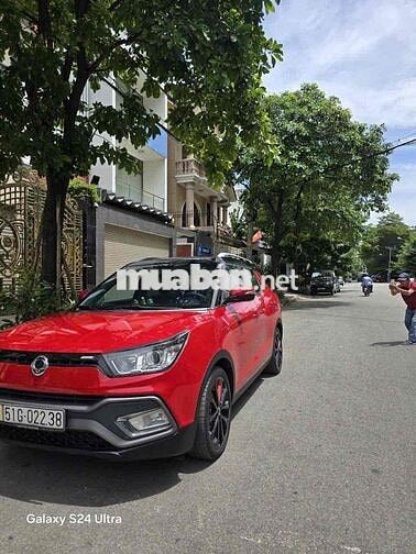 Ssangyong XLV 2016 Số tự động Đỏ