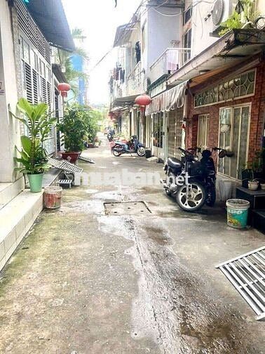 Nhà 4 tầng Bông Sao P5 Q8 - 3PN 4WC - Hẻm gần 4m - Giá 4,95 tỷ