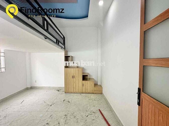 Phòng trọ gác thoáng mát mới có cửa sổ gần Emart Phan Huy Ích