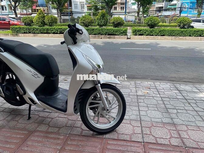 Honda SH 150i Trắng