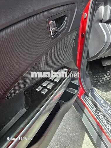 Ssangyong XLV 2016 Số tự động Đỏ
