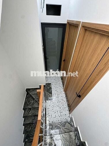 Nhà mới Dương Bá Trạc Q8 - 5.5x5.5m - 3PN - Sân thượng - Giá 5,6 tỷ