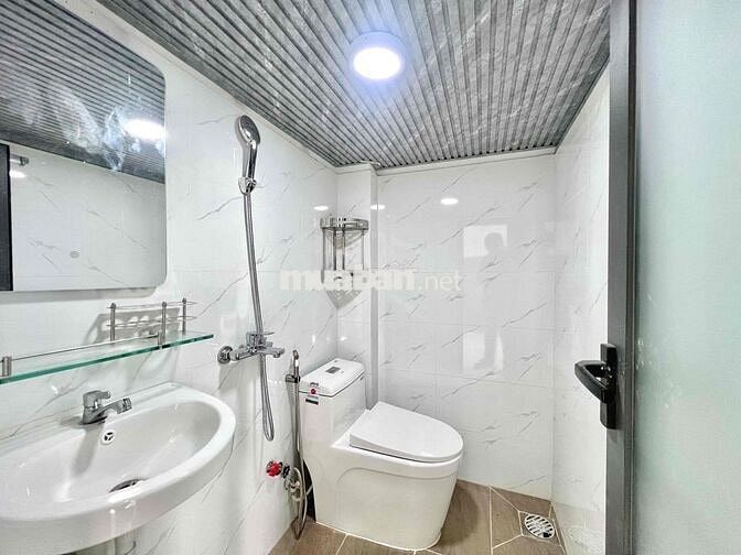 PHÒNG TRỌ SINH VIÊN CÓ GÁC_CÁCH CĐ Y DƯỢC HỒNG ĐỨC 10p Đi xe, mới 100%