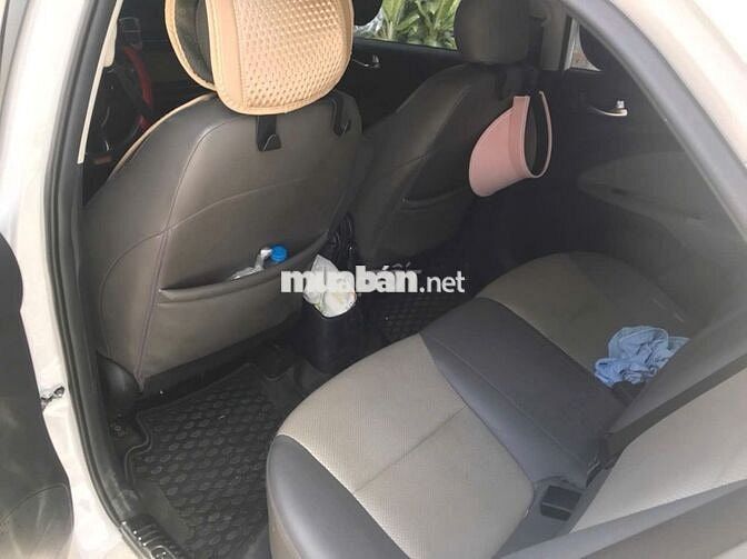 Kia Soluto 2019 Trắng Tự động