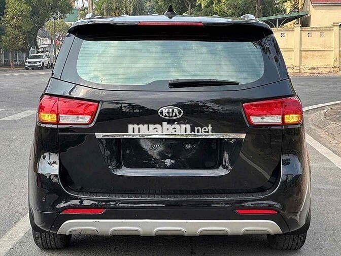 KIA Sedona Dầu 2017 Tự động Đen