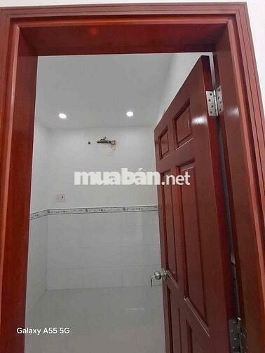Hot, nhỉnh 1 tỷ sở hữu Nhà 2 tầng 30m2sd sát mặt tiền gần Aeon Mall BT