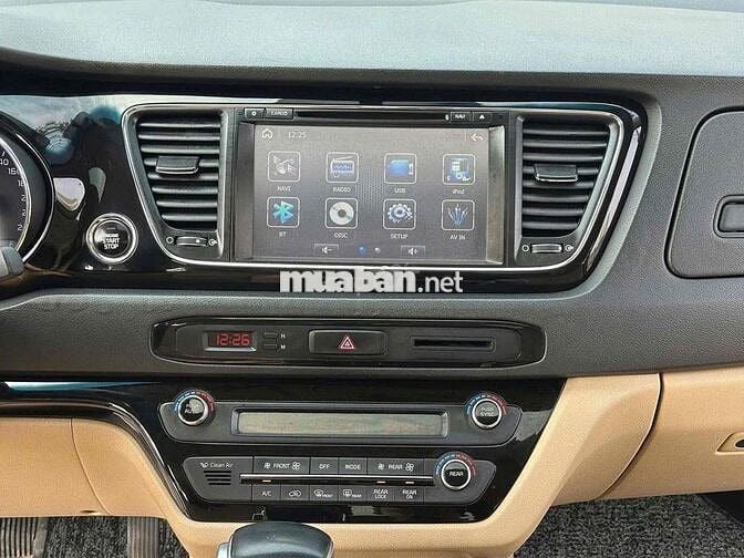 KIA Sedona Dầu 2017 Tự động Đen