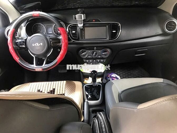 Kia Soluto 2019 Trắng Tự động