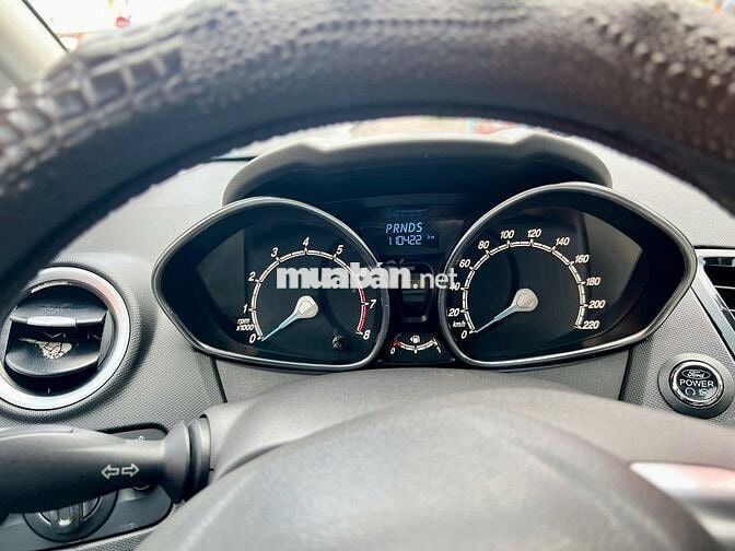 Ford Fiesta Titanium 1.5AT Xanh 110.000 km