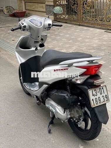 Honda Vision Fi Trắng máy rin êm ,sạch đẹp