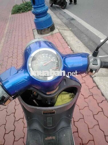 nhà dư dùng ban bớt xe Honda Scoopy may em mạnh