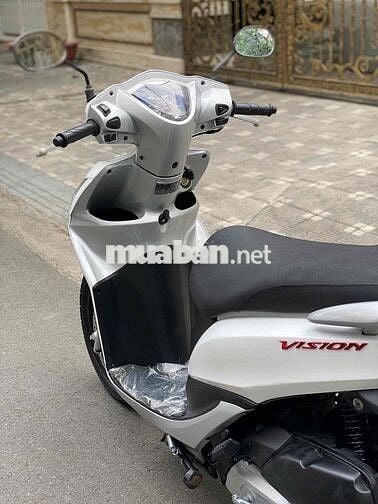 Honda Vision Fi Trắng máy rin êm ,sạch đẹp