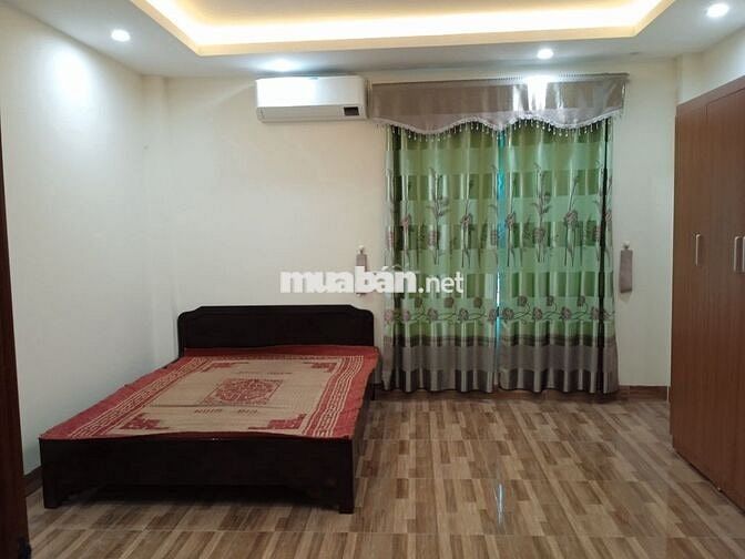 Cho thuê nhà diện tích 33m2 x 6 tầng, có gara ô tô , giá 10tr