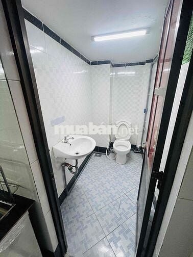 CHO THUÊ CĂN HỘ 2 PHÒNG NGỦ GIÁ SIÊU RẺ NGAY LUỸ BÁN BÍCH GẦN VĂN HIẾN