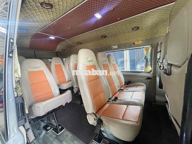 Ford Transit 16 chỗ Bạc 150.000 km