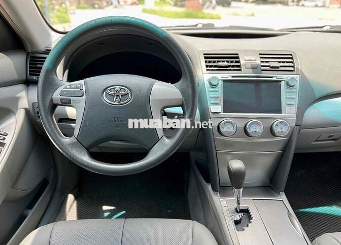 Toyota Camry LE 2.5 2010 Mỹ Đen Tự động