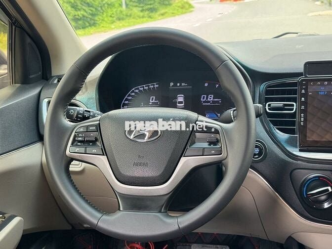 Hyundai Accent AT 2022 Đen 42.000 km