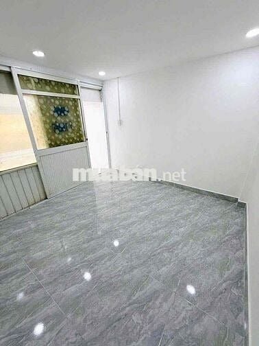 CHO THUÊ 7TR KIOT MẶT TIỀN ĐƯỜNG SỐ 3 P9