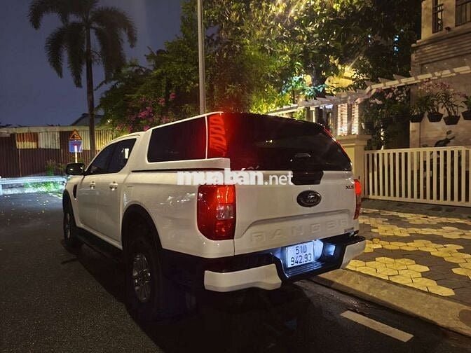 Ford Ranger XLS Next-Gen 2024 2.0L 4x2 AT Trắng