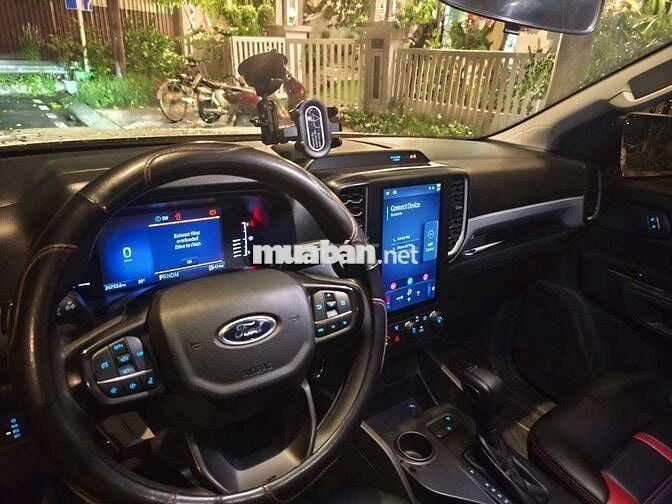 Ford Ranger XLS Next-Gen 2024 2.0L 4x2 AT Trắng
