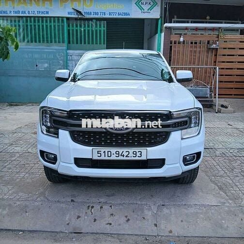 Ford Ranger XLS Next-Gen 2024 2.0L 4x2 AT Trắng