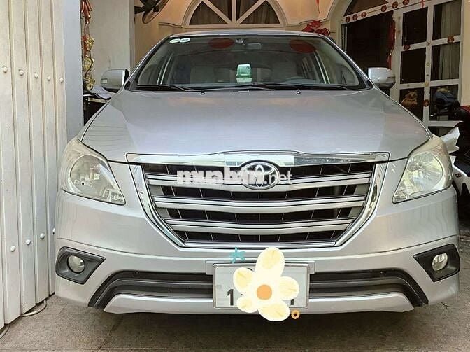 Bán xe Toyota Innova bản 2.0G số tự động SX 2016