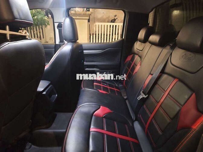 Ford Ranger XLS Next-Gen 2024 2.0L 4x2 AT Trắng