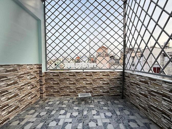 Cho thuê nhà nguyên căn.4x3,5m (2pn3wc) Tô hiến thành Q10