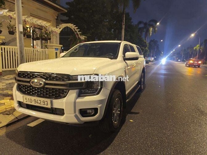 Ford Ranger XLS Next-Gen 2024 2.0L 4x2 AT Trắng