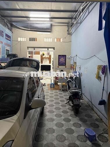 CHÍNH CHỦ BÁN NHÀ MẶT TIỀN ĐƯỜNG LÀNG HOA KIỂNG BÀ BỘ CÁCH DHYD 300m