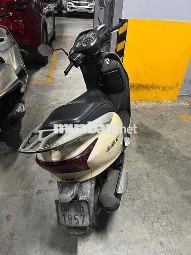 Honda Lead 110 2009 màu Kem