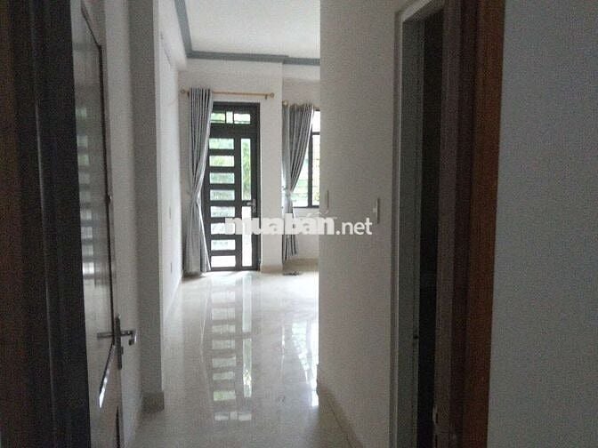 CHO THUÊ NHÀ NGUYÊN CĂN MẶT TIỀN GIẢI PHÓNG 1 TRỆT 4 LẦU, THANG MÁY