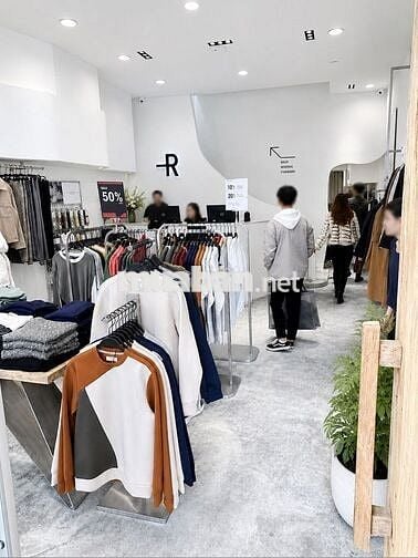 Cho thuê mặt bằng thương mại 3 mặt tiền 