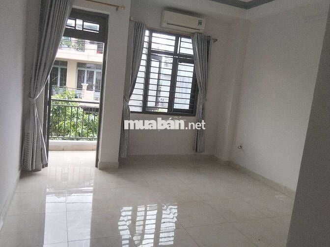 CHO THUÊ NHÀ NGUYÊN CĂN MẶT TIỀN GIẢI PHÓNG 1 TRỆT 4 LẦU, THANG MÁY