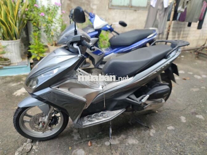 Honda Air Blade 125 . 2015 . Zin Đẹp 90%