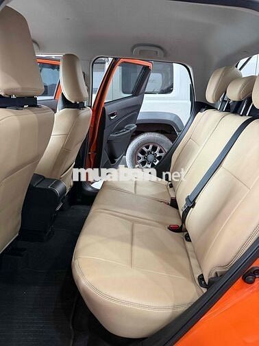 Suzuki Swift GLX 2023 - Tặng Sơn Đổi Màu Xe.