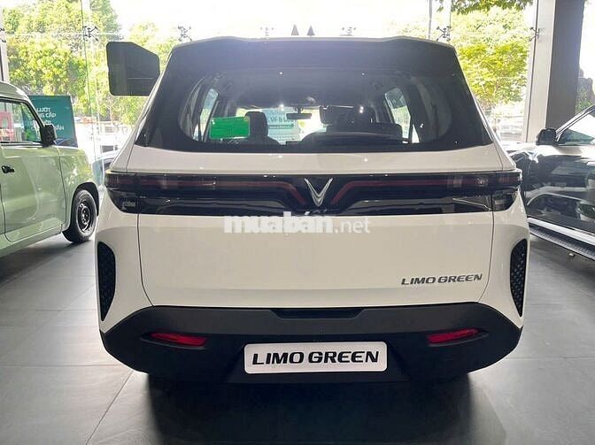 VFMPV7  7 CHỖ:  GIÁ 730 TRIỆU - TRẢ GÓP 90 TRIỆU