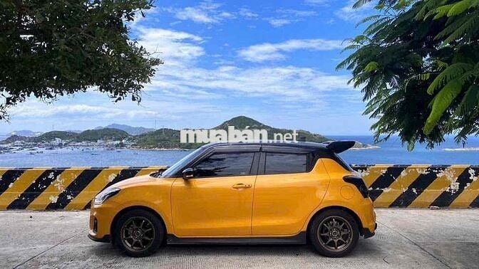 Suzuki Swift GLX 2023 - Tặng Sơn Đổi Màu Xe.
