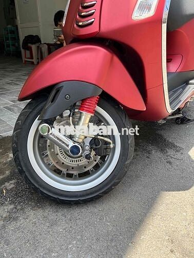 Piaggio Vespa Sprint iGet ABS Đỏ 15690 km