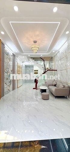 Nhà lê văn quới gần 4 xã 4x11m 1 lầu 2pn,3wc 