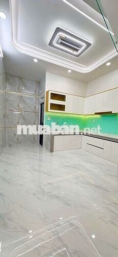 Nhà lê văn quới gần 4 xã 4x11m 1 lầu 2pn,3wc 